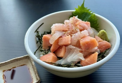 漁師町の海鮮まかない丼