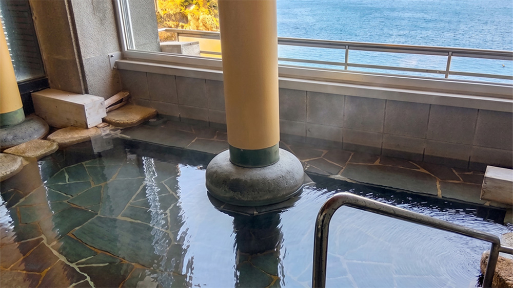 西館 内湯